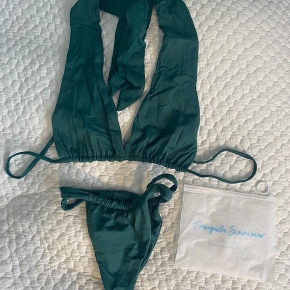 Tranquila Bikini Set - Picture 2 of 4